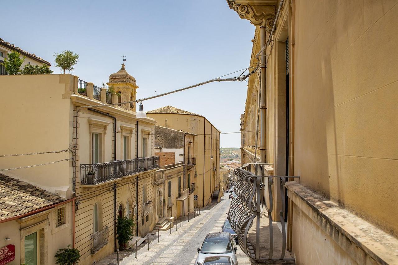 Cavour Apartments By Wonderful Italy Noto Exteriér fotografie